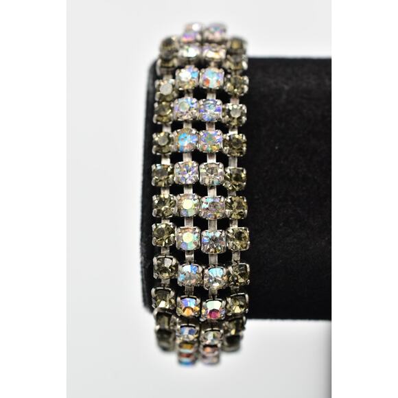 Vintage 7" Crystal Bracelet Aurora Boreal Linked Gray Chunky Silver 1960s BinAW - Picture 1 of 12